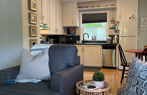 Mahone Bay Cottage | "Lisette's on Long Hill", cozy with boho charm