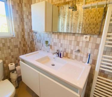 Himare House | Lisi