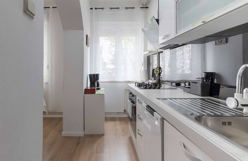 Zagreb Apartment | Lisinski - two bedroom apartment with private parking