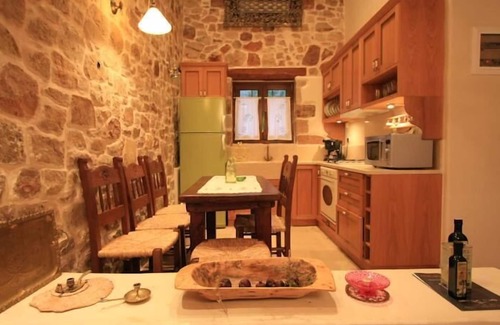 Xerokampos House | Lithos Traditional Houses