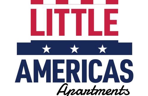 Nepszinhaz negyed Apartment | Little Americas Queens Apartment