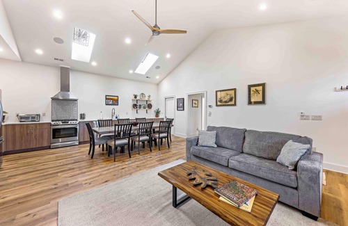 Swannanoa Cottage | Little Bee Woods