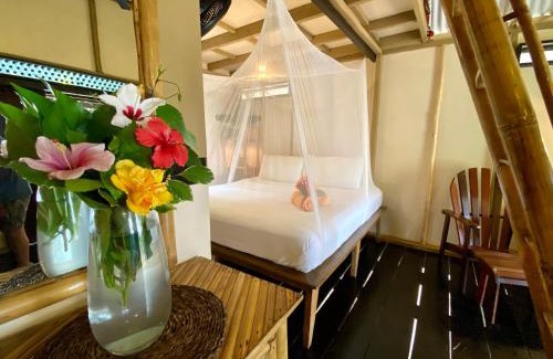 Little Corn Island Hotel | Little Corn Island Beach and Bungalow