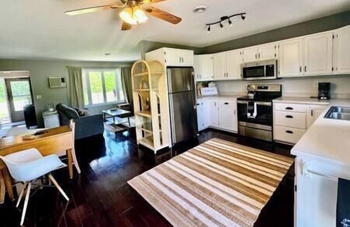 Sturgeon Lake House | Little Cottage on the Pond