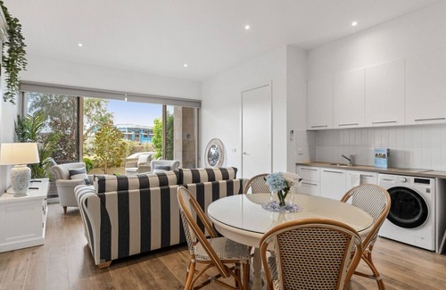 Safety Beach Apartment | Little Cove - Safety Beach