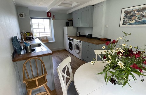 Veryan Cottage | Little Crugsillick - a barn conversion that sleeps 4 guests in 2 bedrooms