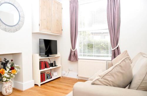 Alverstoke House | Little Lane