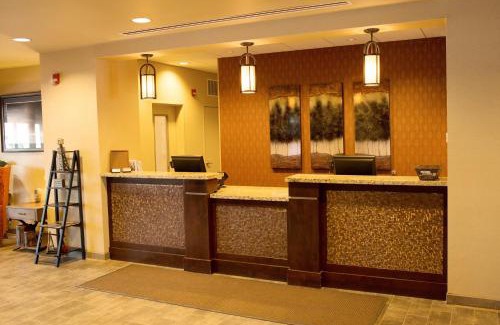 Watford City Hotel | Little Missouri Inn & Suites Watford City