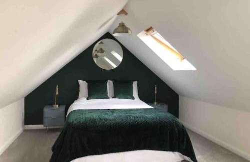 Llangwm Apartment | Little Oaks