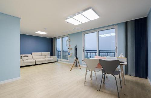 Gunsan Hotel | Little Prince Hotel&Condo