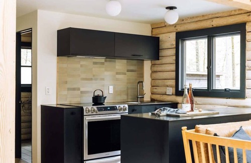 Barryville Cabin | Little River: Waterfront Sauna & Chic Log Cabin