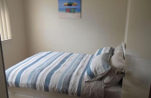 Sanctuary Point House | Little Sanctuary Your Perfect Getaway, A Short Stroll to Palm Beach