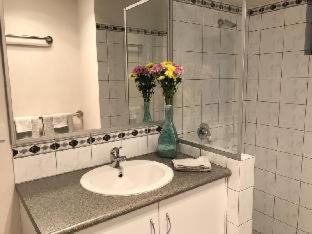 Bovell Bed & Breakfast | Little Shangri-La