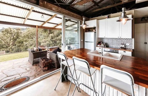 Woodhill House | Little Shed on Woodhill