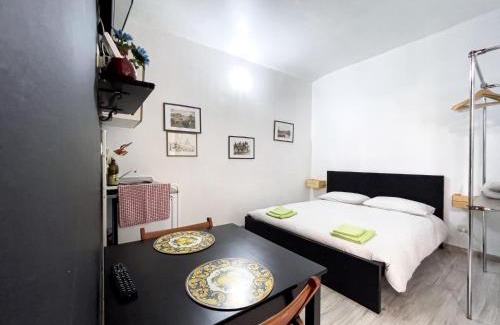 Old Town Apartment | Little Sicily