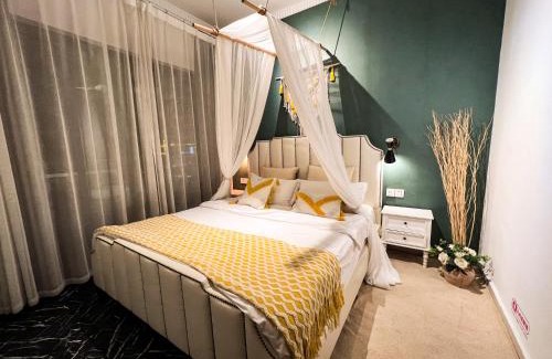Yongding Apartment | Little White House Homestay - Tianmen Mountain Scenic Area