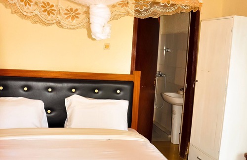 Kibuye Hotel | Livalana Hotel