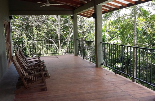 Puwakpitiya House | LIVE IN A TEA ESTATE : QUIET : GREEN : FOREST AT HIGH ELEVATION : SPLENDID VIEWS