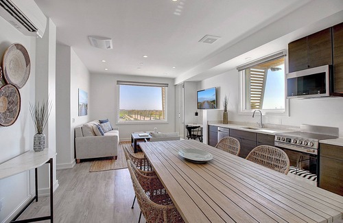 Corpus Christi Condo | Lively Beach