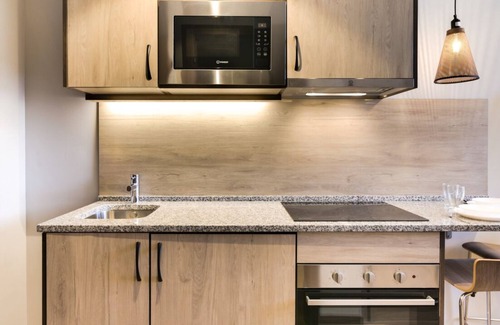 Deustuko San Pedro-Erribera Apartment | Livensa Living Studios Bilbao