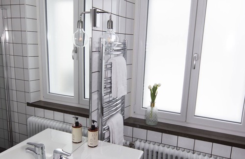 Orebro Hotel | Livin Station