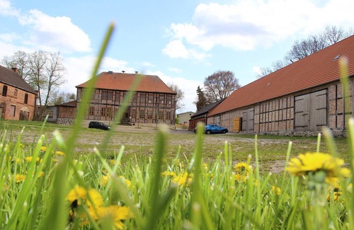 Gardelegen Apartment | Living - almost like 300 years ago.