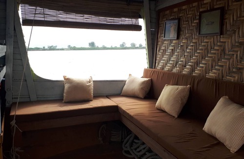 Mandalay Boat Rental | Living Irrawaddy Dolphin Project