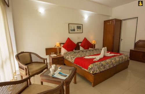 Kumarhatti Resort | LivingStone Misty Mountains Resort Deluxe Room