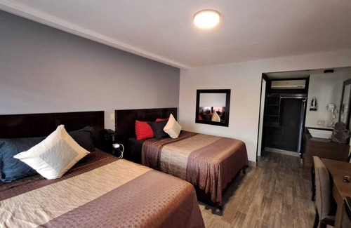 La Joya Hotel | LIZVAN HOTEL MOTEL