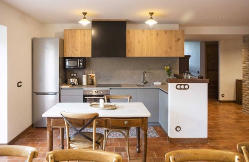 Puertas De Vidiago Cottage | Llanes, 6 double rooms with bathroom