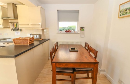 Rhyd-y-foel Cottage | LLECHA, family friendly, with open fire in Colwyn Bay