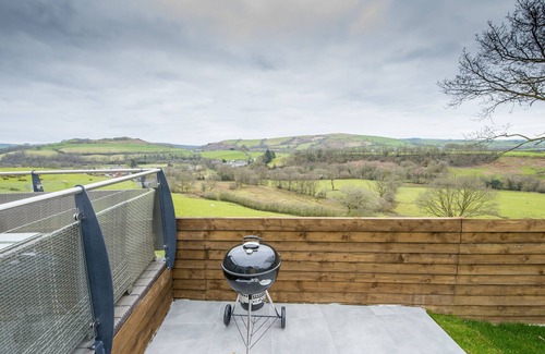 Llansawel House | Llwynblyfyn Escape to Luxury.