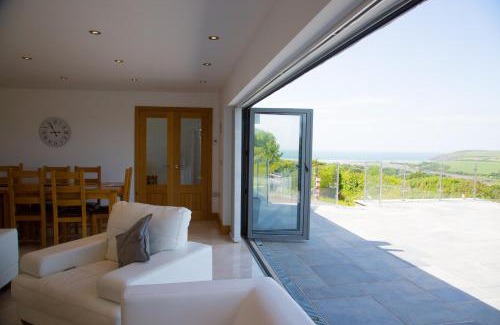 Newport House | Llys-y-Gwynt Newport, Pembrokeshire
