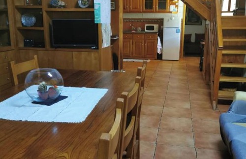 Casares House | Local Accommodation Madre de Cima