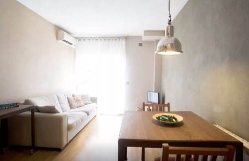 Molins de Rei Apartment | Local charm. Real life! 20 min to Barcelona A/C + WiFi