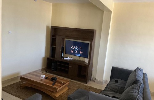 Kakamega Apartment | 'Local Host' accessible 1br with fast WiFI, Smart TV, Netflix..an many more