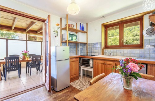 La Trinite House | Located 31km from Chambéry and 33km from Albertville, in the small Val Gelon valley, between the Parc de l'Anjou and the Parc de l'Anjou.