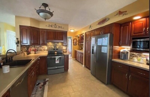 Ballston Spa House | Located by the Adirondack Mountains and right outside Saratoga Springs.