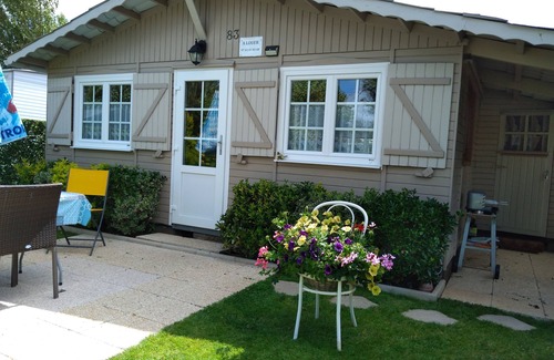 Recques-sur-Hem Ski Chalet | Location de chalet a la campagne dans un parc résidentiel de loisirs