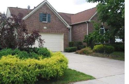 Greentree Villa | Location! House with home office, gym, more-Cherry Hill