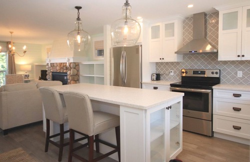 St. Andrews House | Location, location, location! Private - Waterview - Downtown Cottage