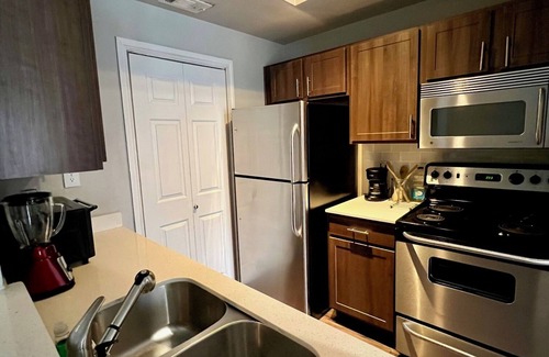 Cityplace Apartment | Location Location Location! Great apartment in Uptown