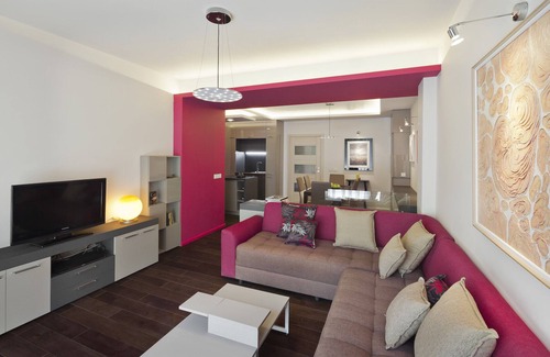 Oborishte Apartment | Location, location, location and Sophistication!