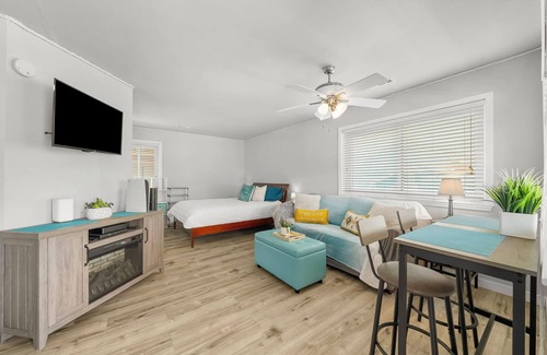 Holiday Beach Apartment | Location! Tents Allowed! Panama City Beach, Holiday Beach.