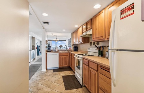 Sussex County Condo | LOCK IN YOUR BEACH ESCAPE - 10% OFF BOOKING MADE BEFORE JUNE 1ST * prices listed reflect discount OCEAN FRONT! 8th floor Ocean Front Family Vacation Rental offers amazing views! 2-bedroom Sleeps 6! $300 of free daily activities included!