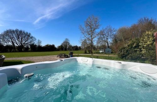 Beccles House | Locks Lane Cottage