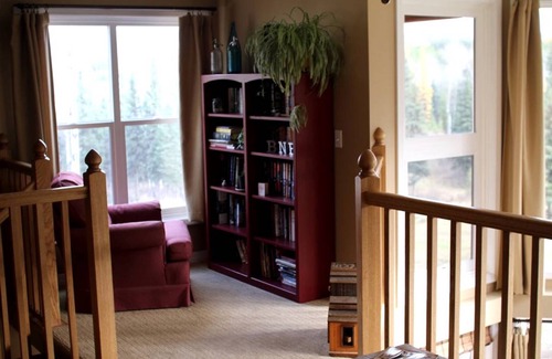 Polebridge Cabin | Lodge ∙ 1 bedroom ∙ 2 guests