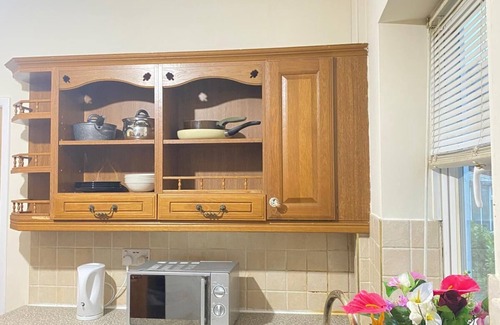 Brierley Hill Apartment | Lodge 2 near Merry Hill shopping centre