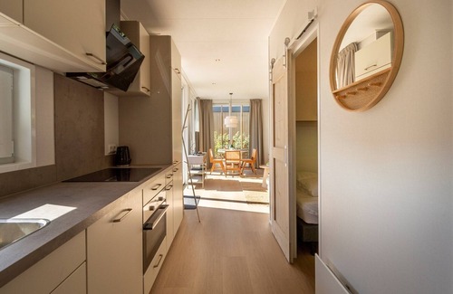 Ouddorp Cabin | Lodge Duynhof 4 holiday home in Ouddorp near the North Sea