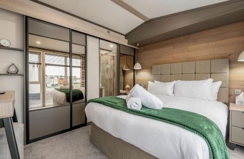 St. Andrews House | Lodge No 74 - Stewart's Resort Cameron